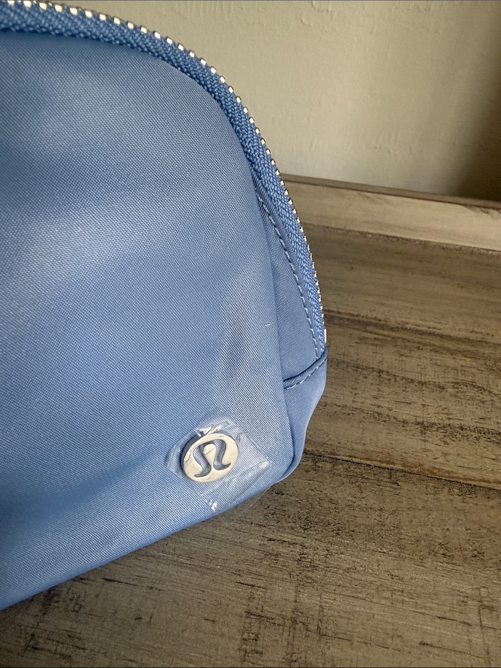 Lululemon Everywhere Belt Bag *Striped Wordmark - Picture 3 of 7